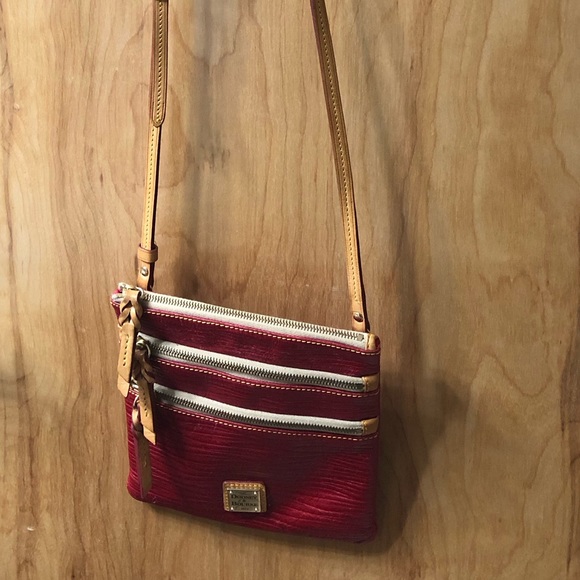 Dooney & Bourke Triple Zip Crossbody in Pebbled Leather - Picture 4 of 9